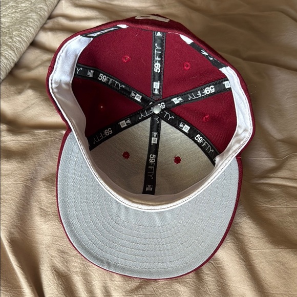 Fitted New Era Phillies Cap 7 1/4 - Picture 2 of 4
